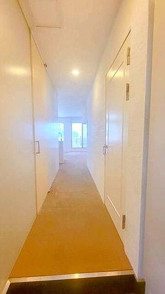 玄関を拡大表示