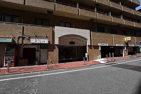 エントランスを拡大表示