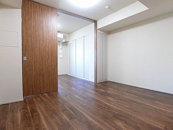 洋室を拡大表示