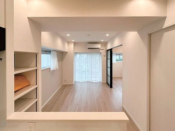 リビング/ダイニングを拡大表示