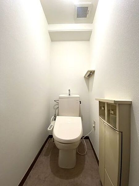トイレを拡大表示