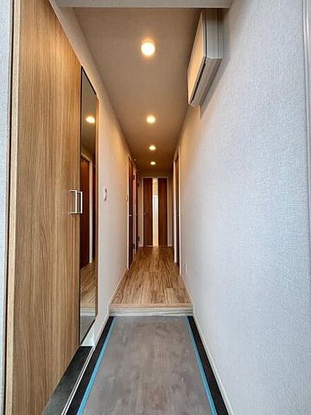 玄関を拡大表示