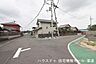 外観：前面道路含む現地写真