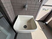 ■バルコニー（南向き）13m2　主婦の味方！スロップシンクあり！
