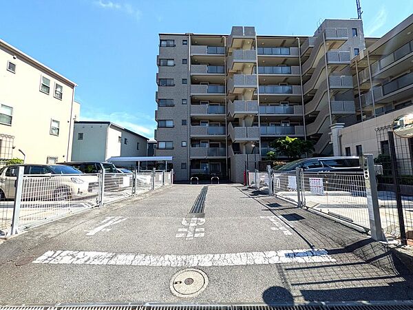 駐車場を拡大表示