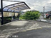 北西側駐車場