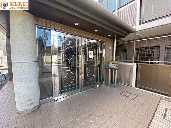【エントランス...
