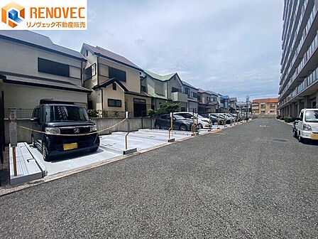 【駐車場】◆お家探しから住宅ローン、リフォームのご相談、火災保険やお車の保険に至るまで、トータルにお客様をサポート致します!お気軽にご相談下さい♪