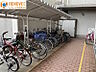 その他：【自転車置場】◆きちんと整列され管理が行き届いた駐輪場◆屋根があるので雨から自転車を守ります◆通学・通勤に便利な駐輪場です◆ルールを守ってキレイに駐輪しましょう