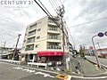 鉄骨造5階建て