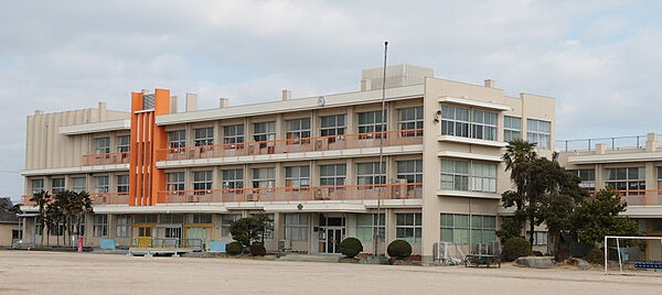 画像20:【小学校】安来市立赤江小学校まで1022ｍ