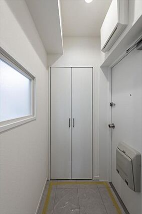 白を基調とした...