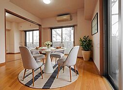 プレール・ドゥーク高円寺 1DKのリビング/ダイニング