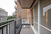 採光、通風に優れた南東面バルコニー。
