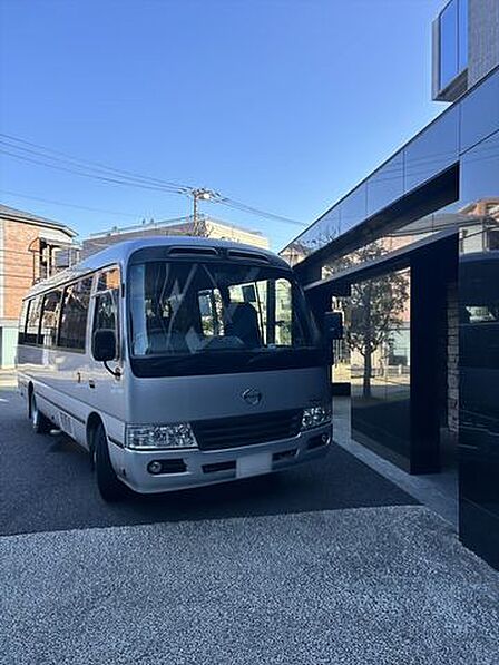 住人専用シャトルバス(午前6時~8時の時間帯に運行)