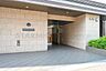 エントランス：掃除が行き届き清潔感のあるエントランス