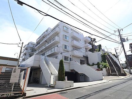 総戸数27戸