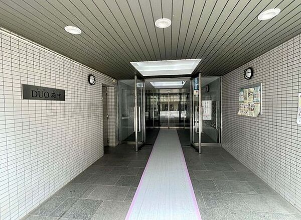 エントランスを拡大表示
