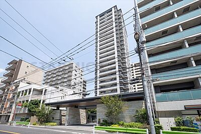 外観:総戸数96戸 外観:総戸数96戸