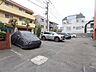 駐車場：駐車場（月額23400～29250円※預かり保証金100000円）