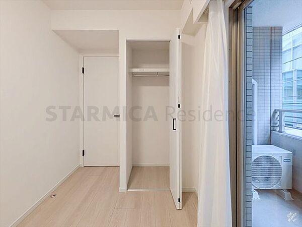 洋室を拡大表示