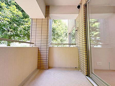 サービスバルコニー