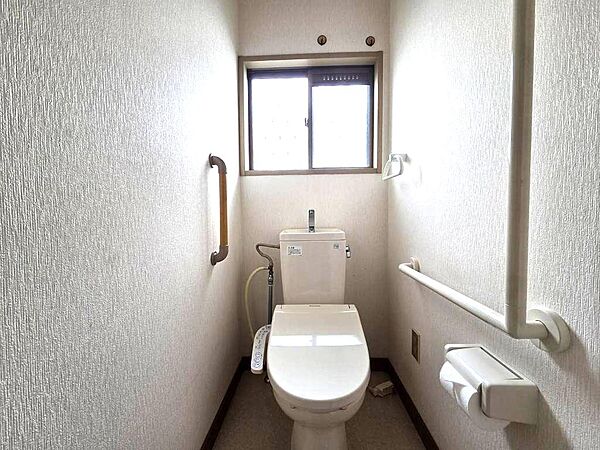 トイレを拡大表示