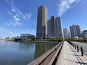 朝潮運河に面したロケーション