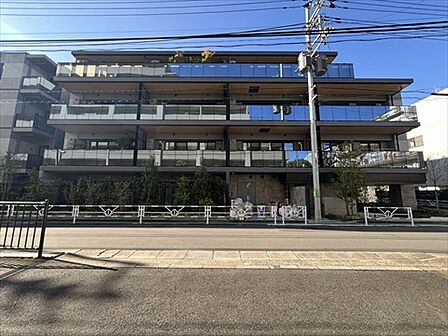 ■旧丸紅社宅跡地、資産性の高い、駅近、高台、三面接道の角立地。