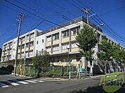 神戸市立神戸祇園小学校 262m