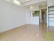 お部屋も東向きで大変明るい