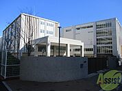 神戸市立湊翔楠中学校 213m