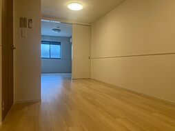 オンザロード　A 1階1LDKのリビング/ダイニング