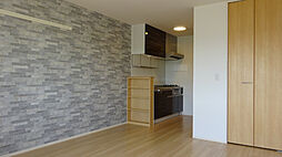 グランテラス上郷 2階ワンルームのリビング/ダイニング