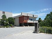 小学校「飯田市立座光寺小学校まで1530m」