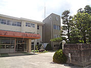 小学校「飯田市立竜丘小学校まで1792m」