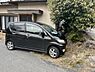 駐車場：建物前の駐車場