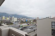 目の前に大きな建物も無く、開放的な見晴らし☆