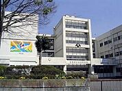 沼津市立愛鷹中学校 1060m