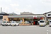 セブン‐イレブン/御殿場市御殿場店 徒歩5分。 400m
