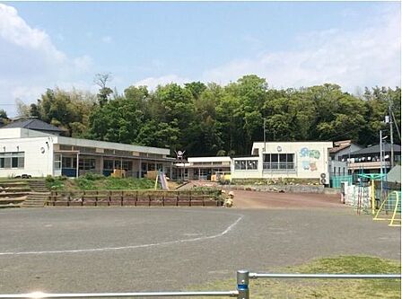 函南町立自由ケ丘幼稚園 徒歩14分。 1080m