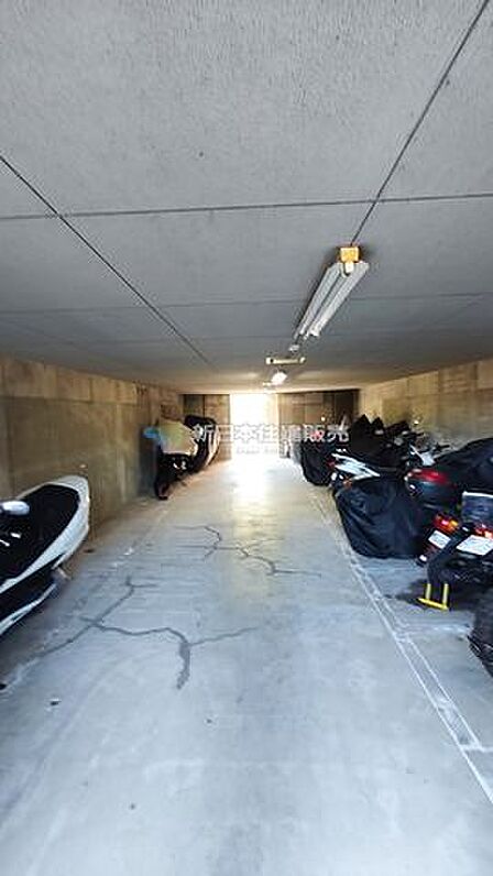 バイク置き場