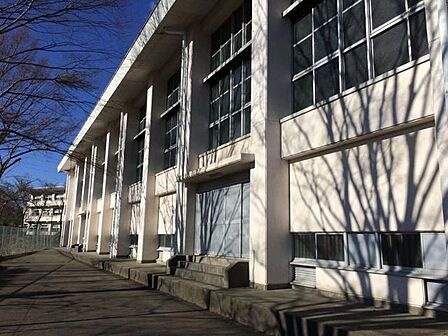 御殿場市立原里中学校 2390m
