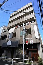 ガーデンヒルズ市ヶ谷 2F ｜ 東京都新宿区納戸町33（賃貸マンション1LDK・2階・42.99㎡） その1