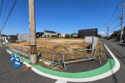 外観:穏やかな住環境。公園やスーパーなど徒歩10分圏内です!(一部CG加工により残置物を除去しています。) 外観:穏やかな住環境。公園やスーパーなど徒歩10分圏内です!(一部CG加工により残置物を除去しています。)