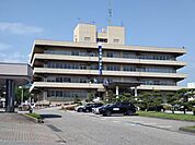 【周辺施設】村上市役所まで約750ｍ