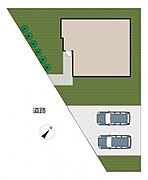 区画図。普通車2台駐車可能。お庭スペースもございます。