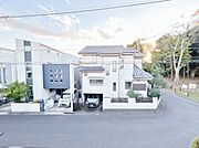 窓を開けると広がる青空。心をリフレッシュして日々を過ごしていきましょう。