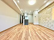 豊かな居住性と、安心感を満たすクオリティが見事に調和した住空間。