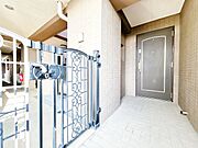 玄関を開ければ、そこは安らぎのご自宅。